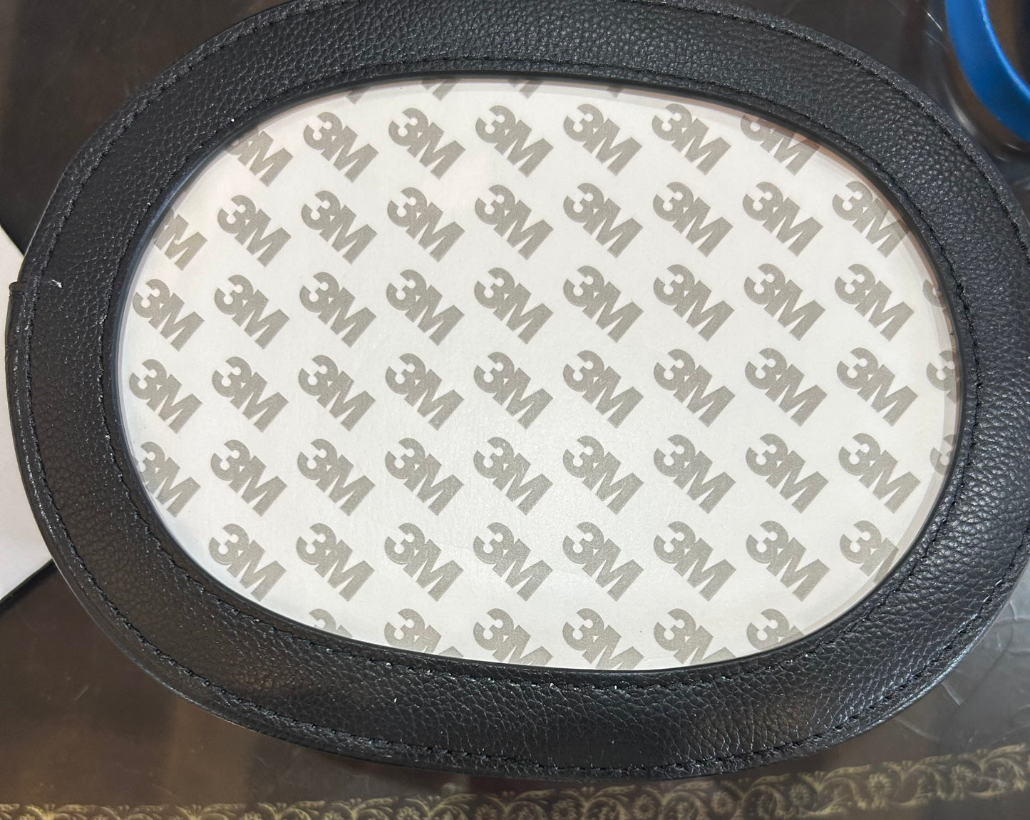 On the Go Oval Leather Bag/Black
