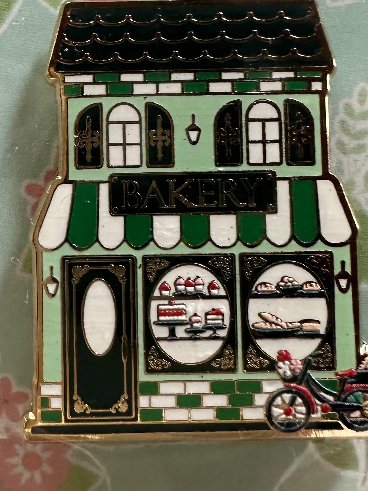 Bakery Main Street Needleminder