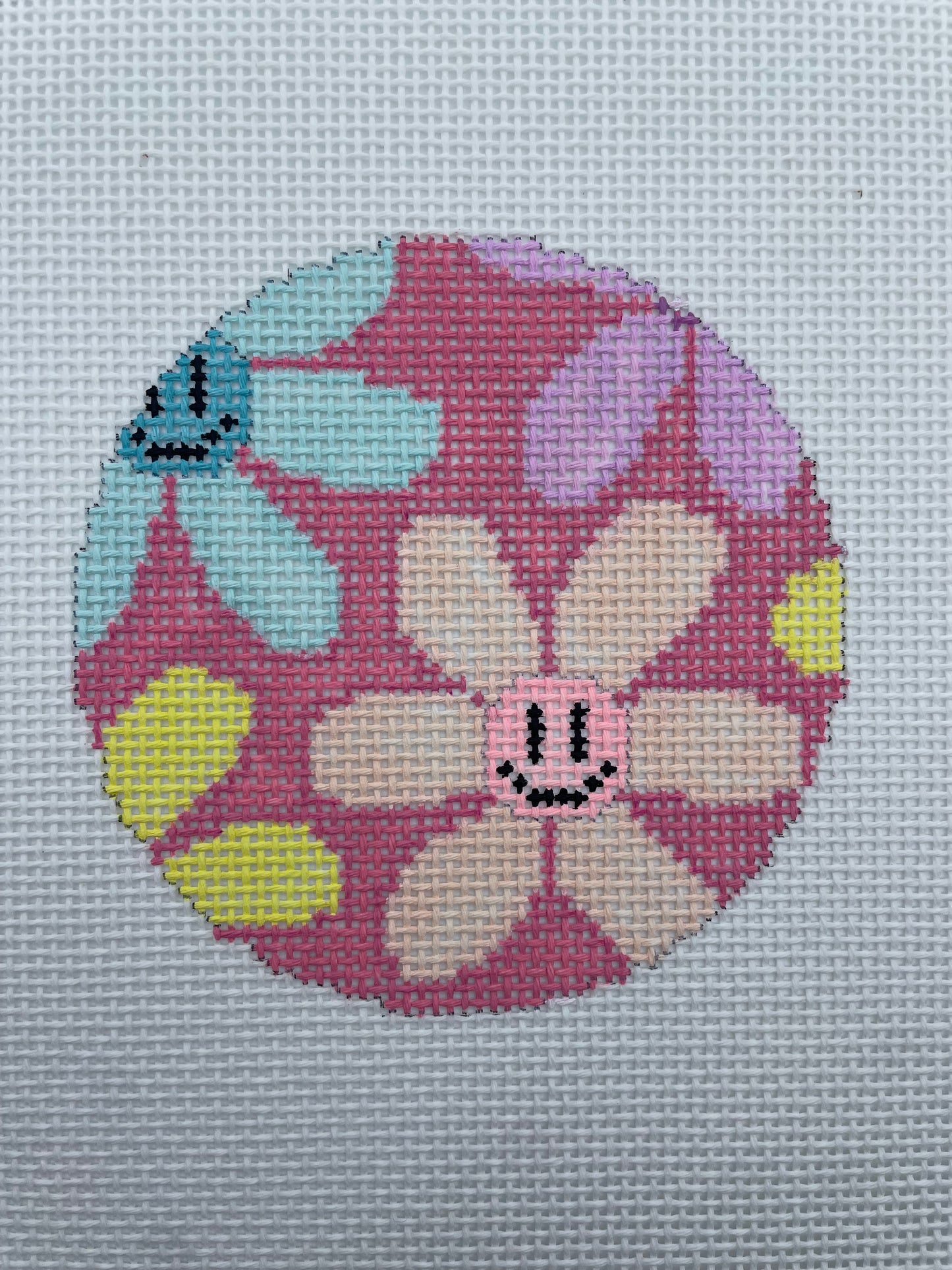 Happy Flowers Round