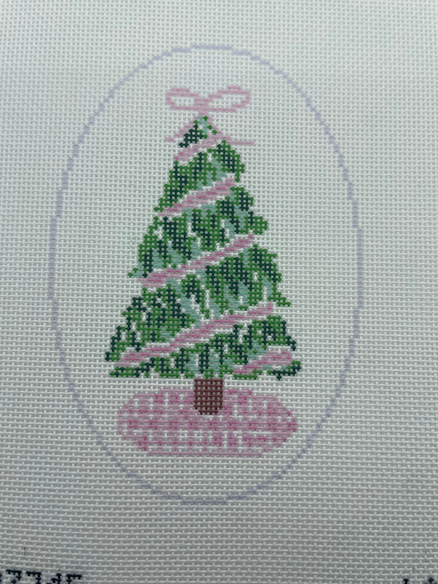 Pink Christmas Tree Oval