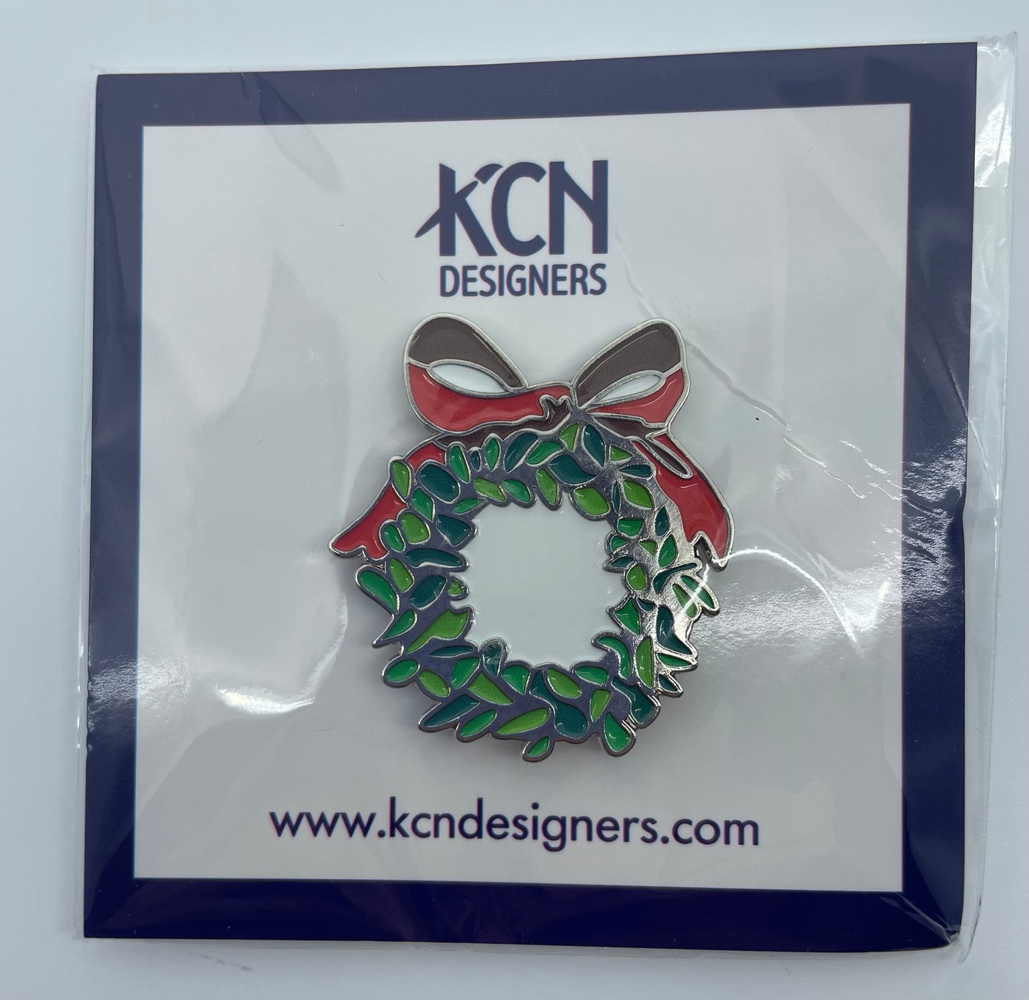 Wreath w/ Bow Needleminder