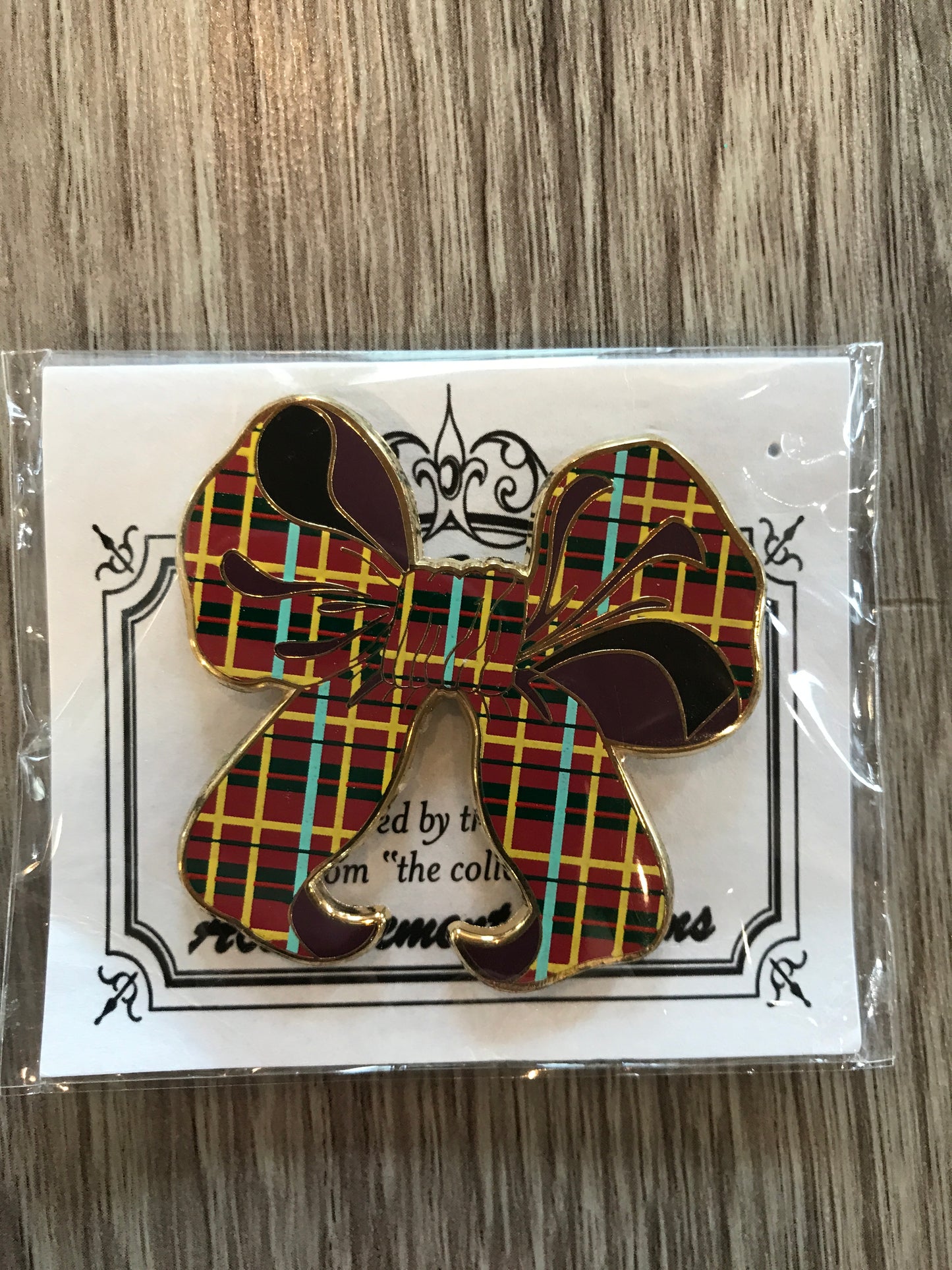 Bow Magnet