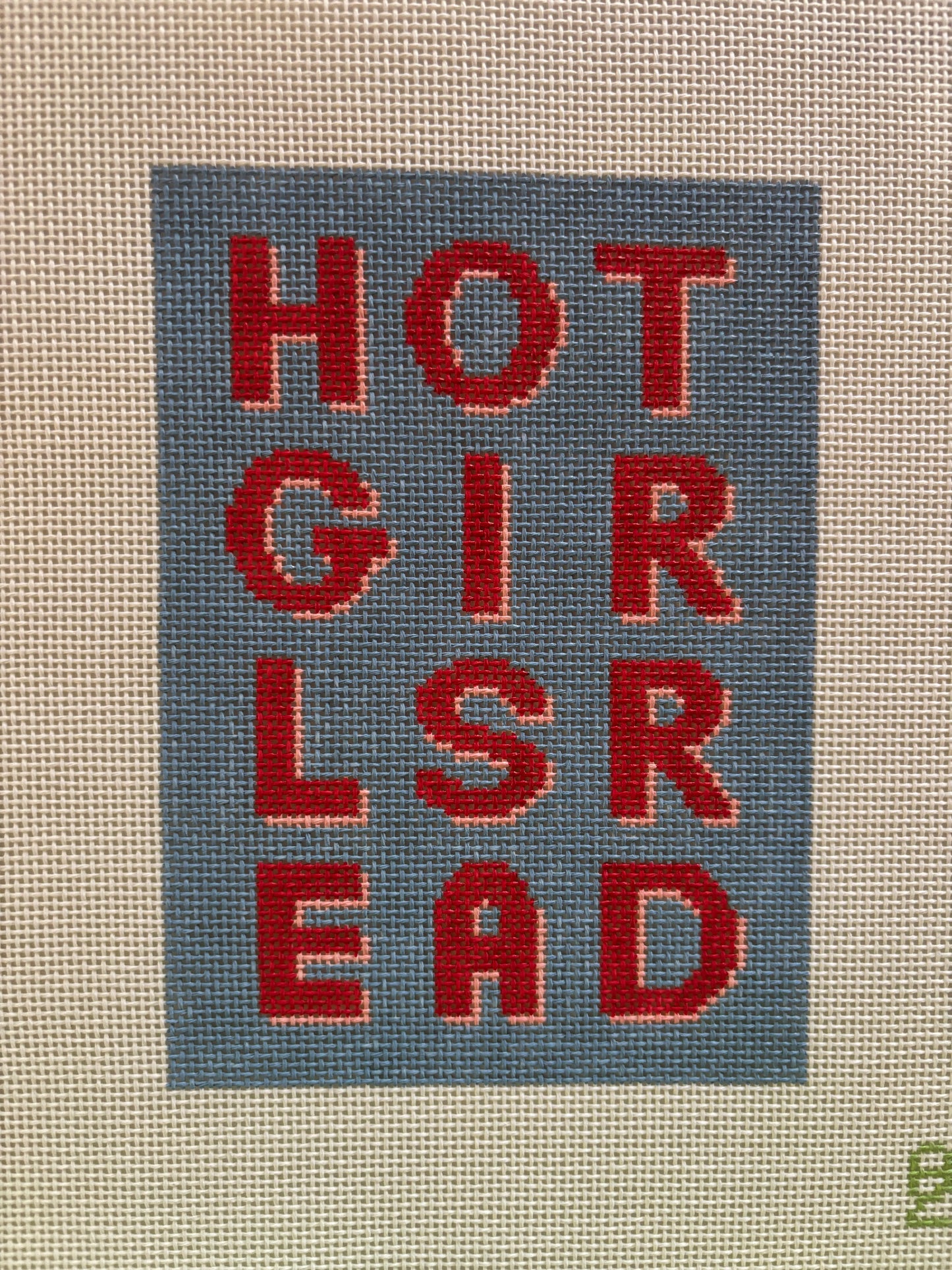 Hot Girls Read