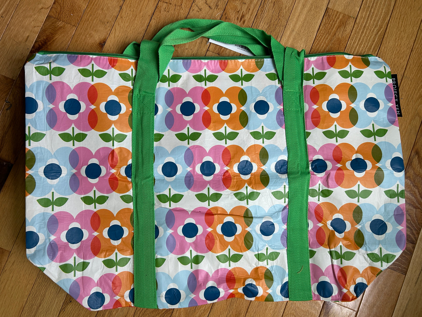 Violets Zip Medium Tote