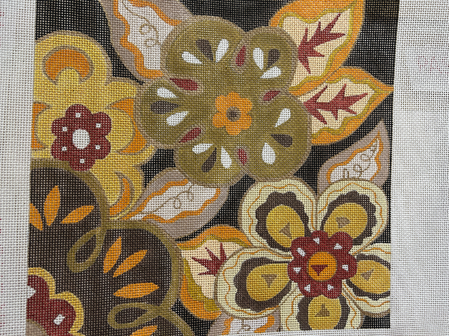Wild Neutral Floral