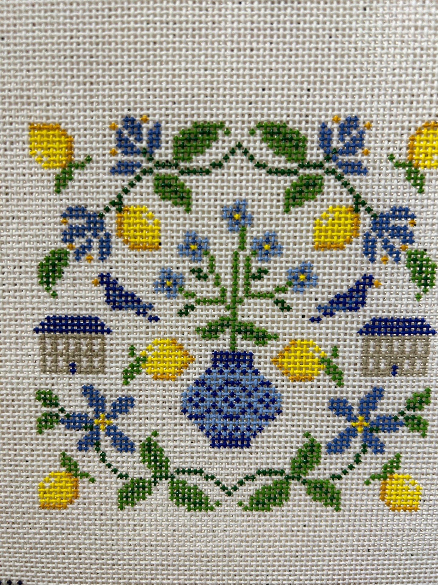 Lemon Motif Square
