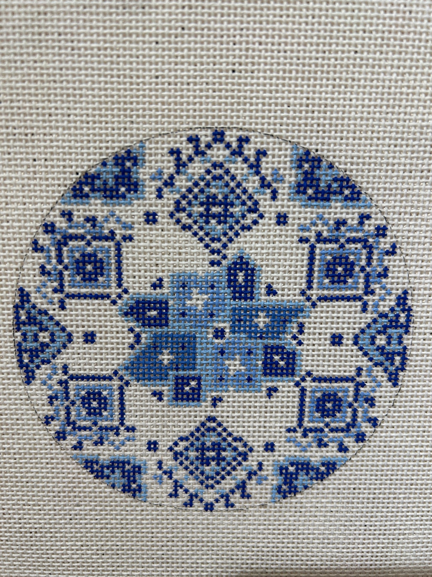 Chinoiserie Medallion