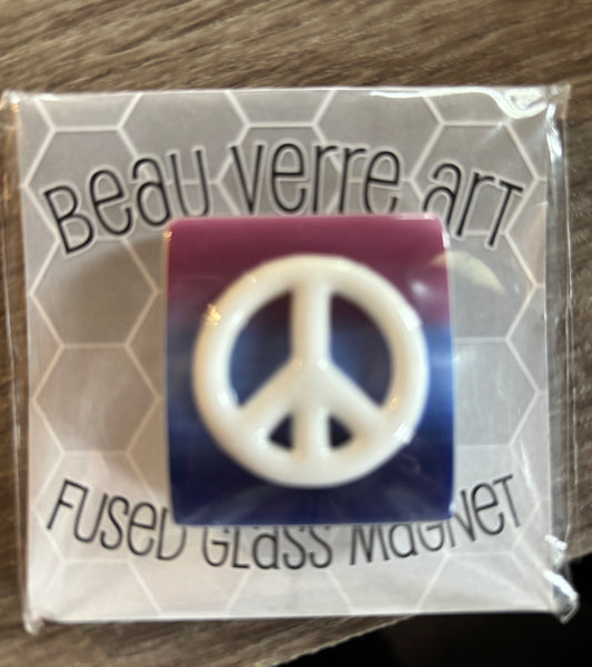 White Peace Sign on purple Needleminder