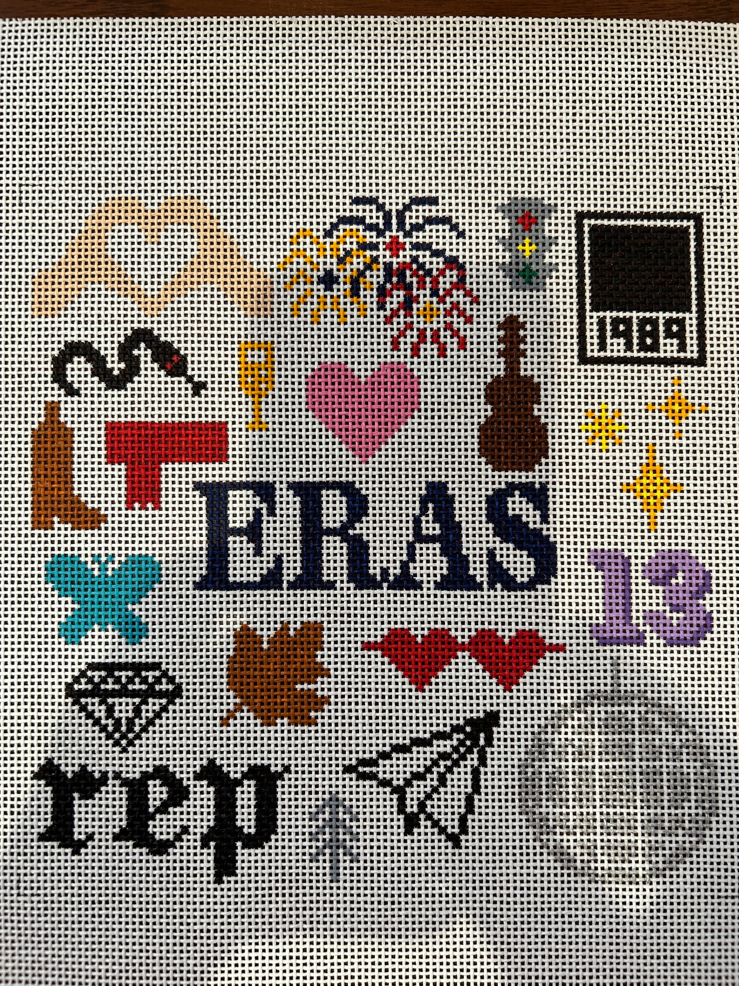 Eras 8x8