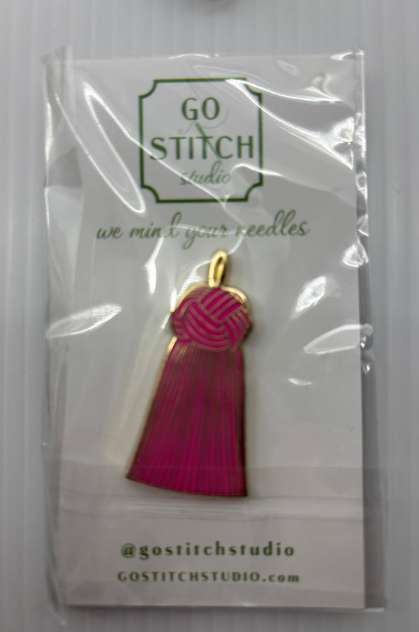 Pink Tassel Needleminder