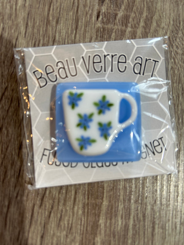 Blue FLoral Tea Cup Glass Needleminder