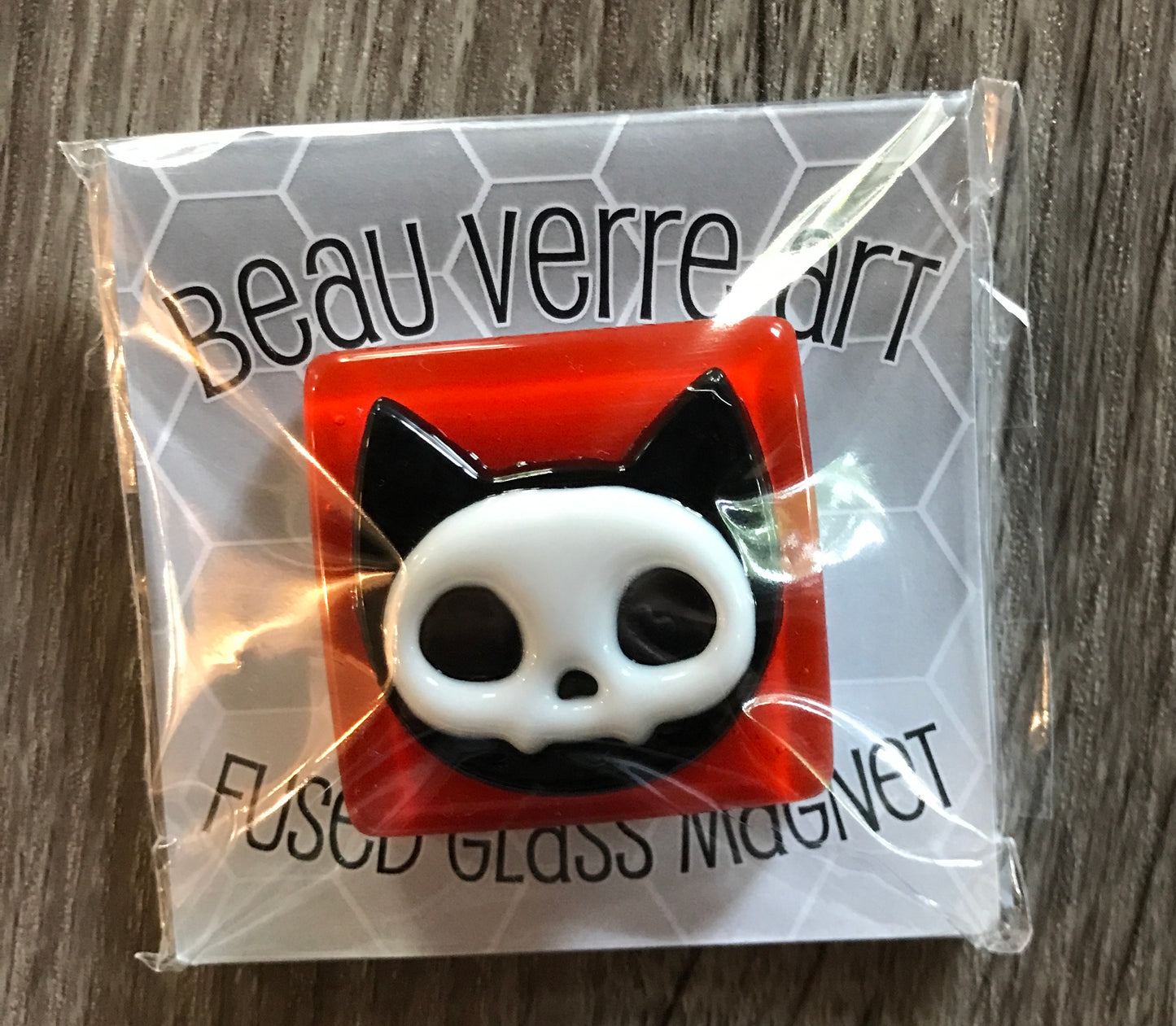 Skull Kitty Glass Needle Minder