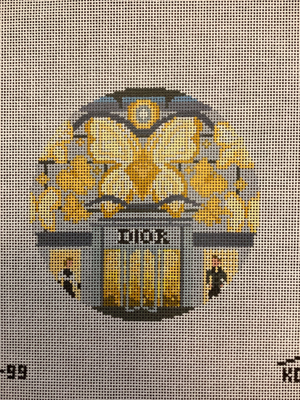 Dior Round