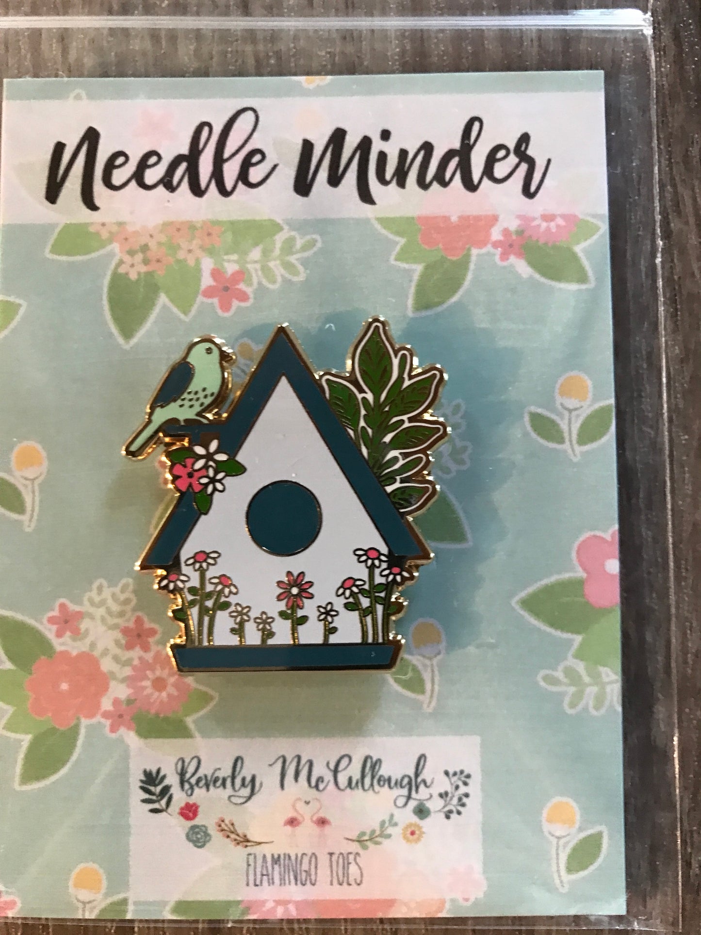 Melody Lane Birdhouse Needleminder