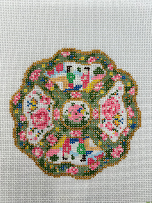 Scalloped Rose Medallion Plate