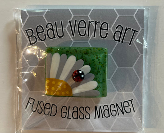 Daisy with Ladybug Fused Glass Needleminder