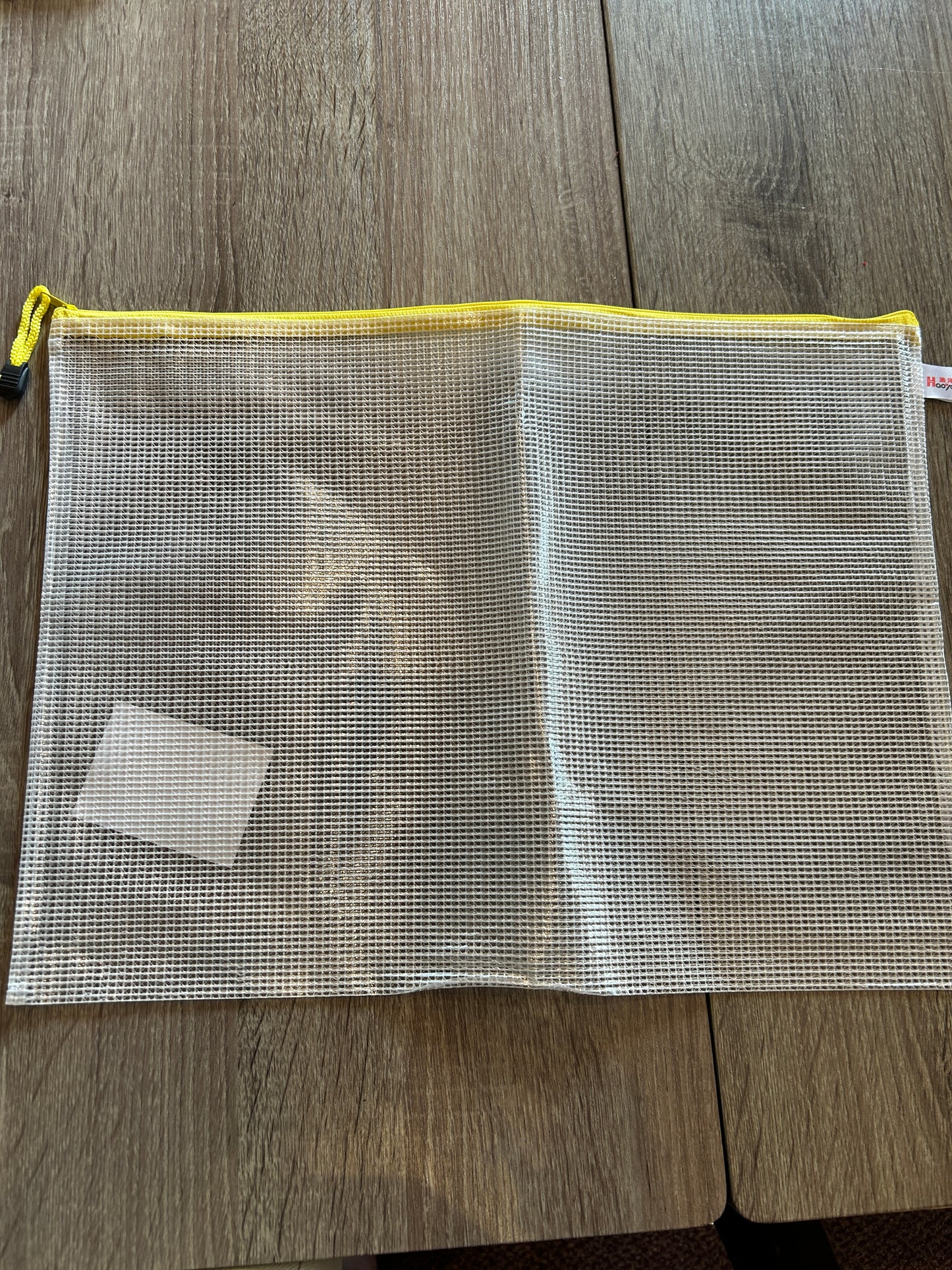 :Large Mesh Zipper Bag Yellow