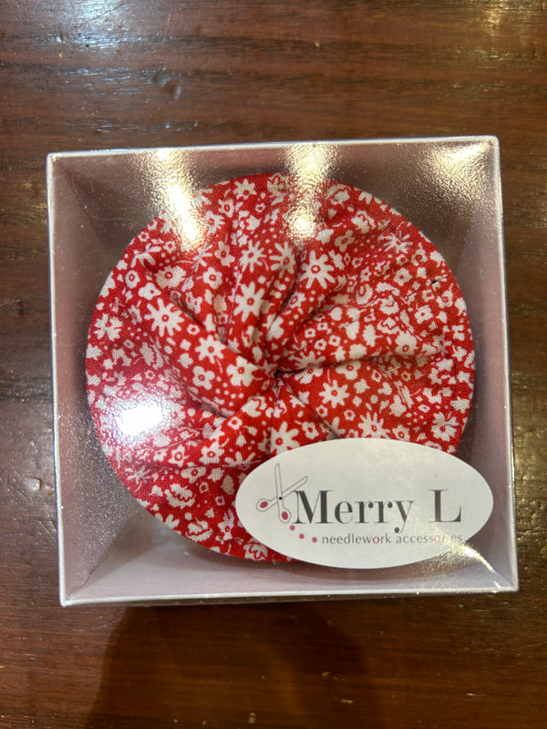 Collapsible Thread Catcher